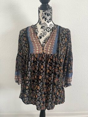 Boho Black Floral V-Neck Tunic with Blue Trim